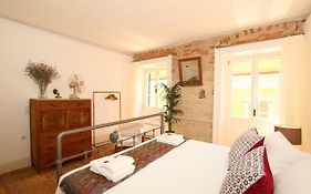 1861 Liston Boutique Flat